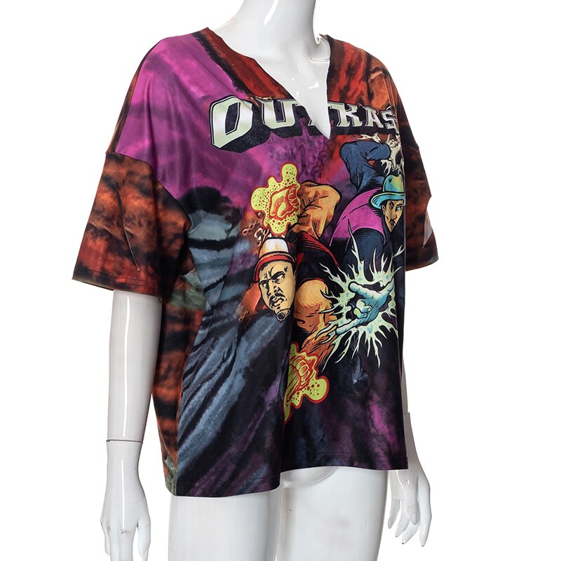 Graphic V‑Neck Oversize Tee